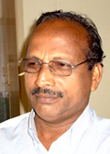 P.Sudarsanan, the author of Charithra aedukalile chithal paadukal, charithraneshakarkku oru kai pustakam